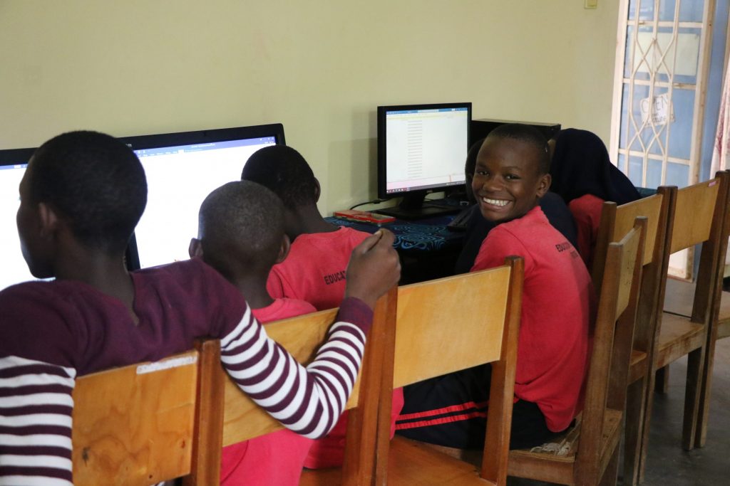 Empowering Terakoya Students through Ashinaga’s ICT Lab