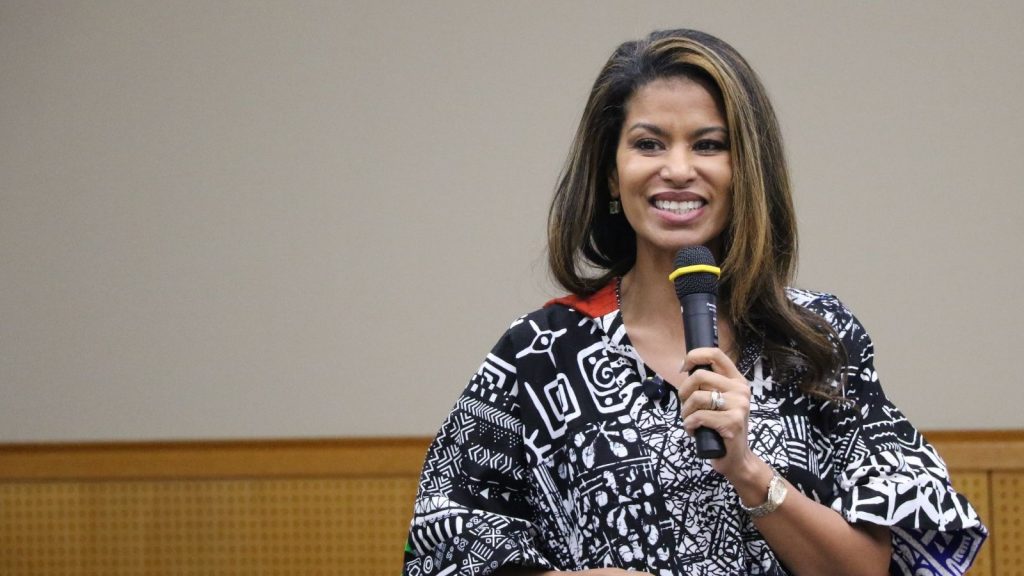 ケニア出身の起業家を招いて