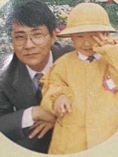 幼い頃の湯浅さんとお父さん